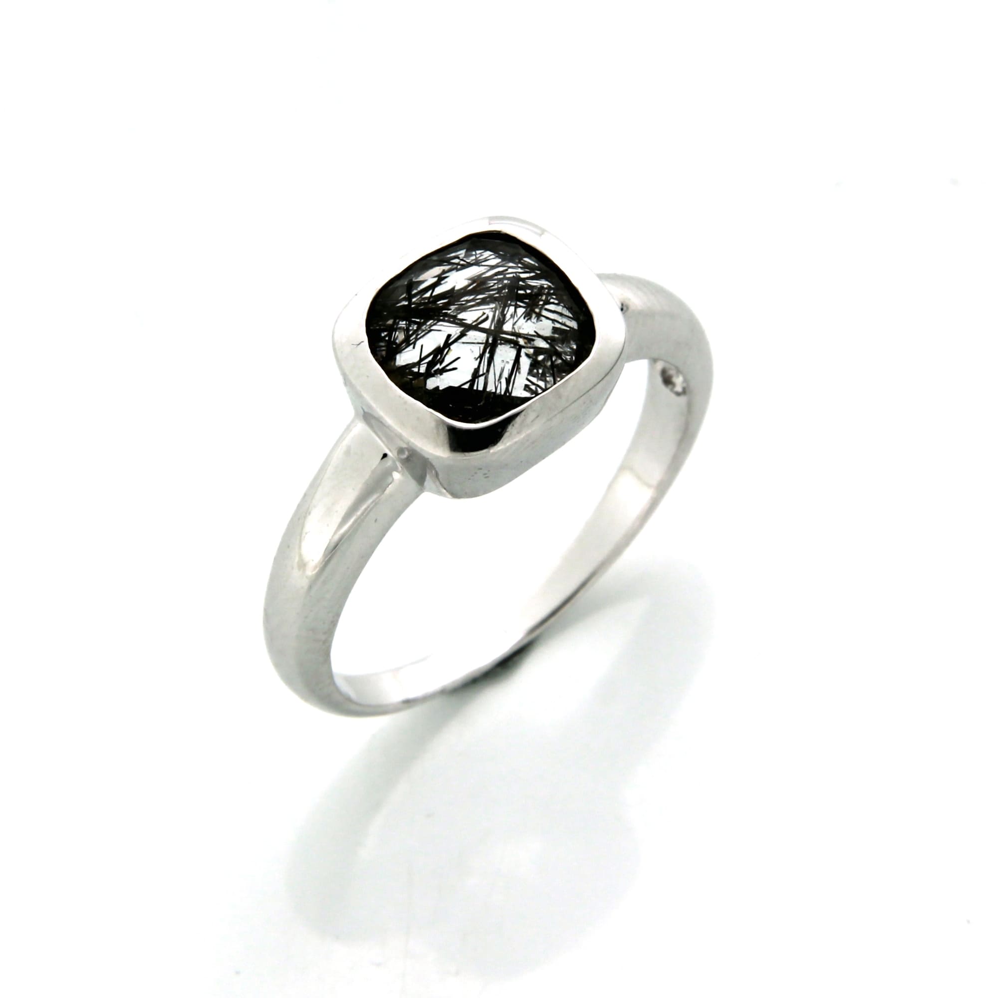 Кольцо с кварцами из серебра (арт. 2140056)