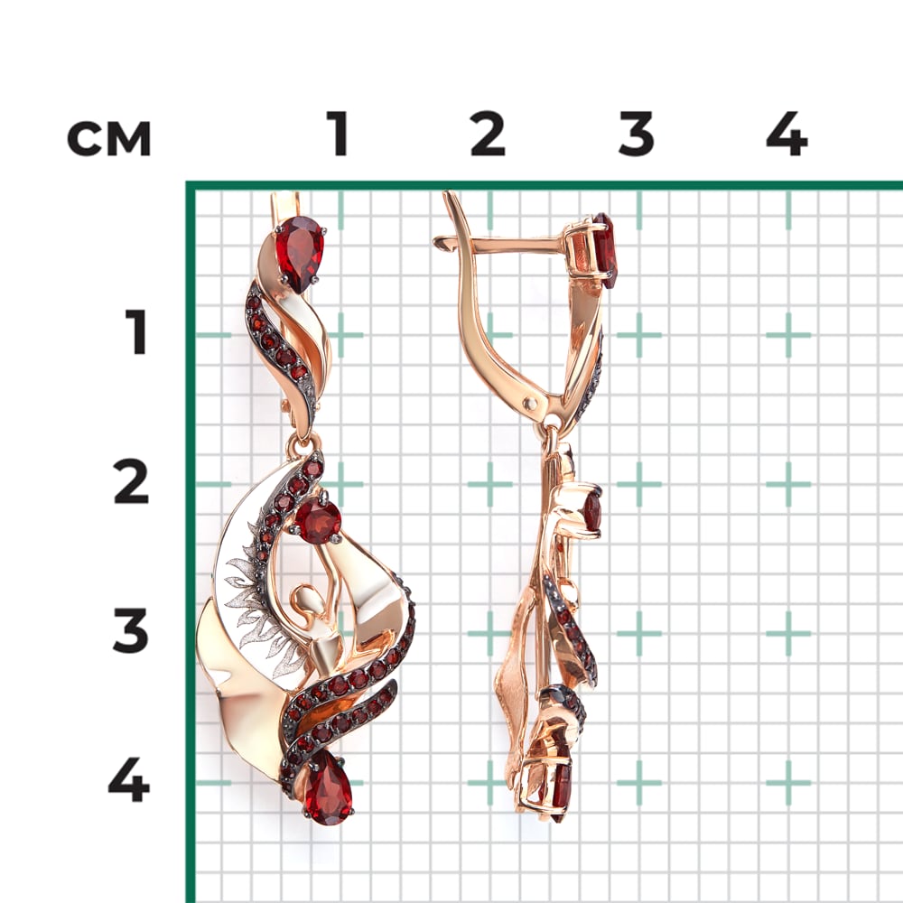 Серьги с гранатами из комбинированного золота (арт. 2446876)