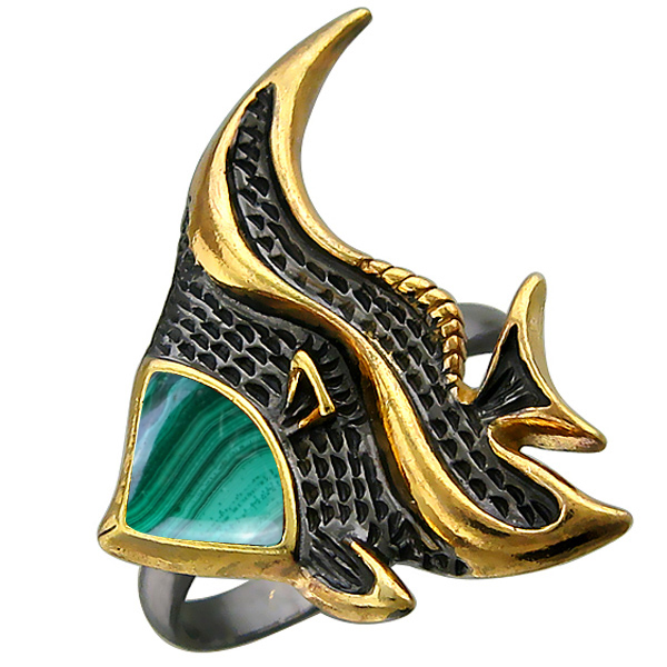 Кольцо "Рыбка" с малахитами из чернёного серебра с позолотой (арт. 847625)