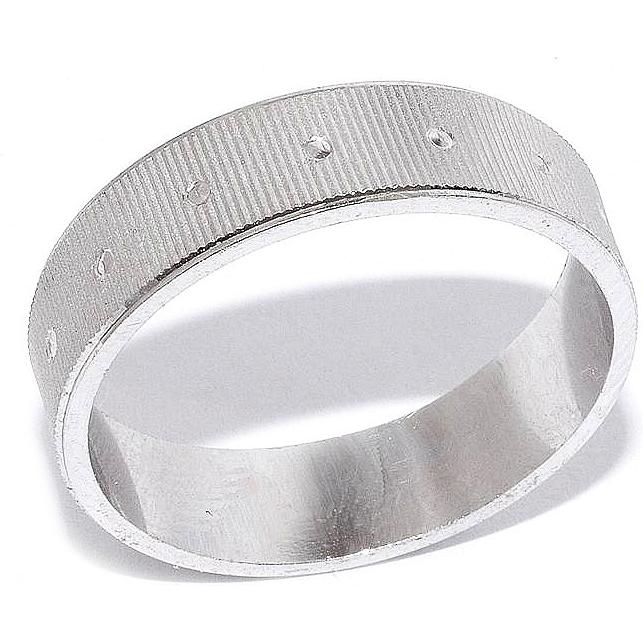 Кольцо из серебра (арт. 906623)