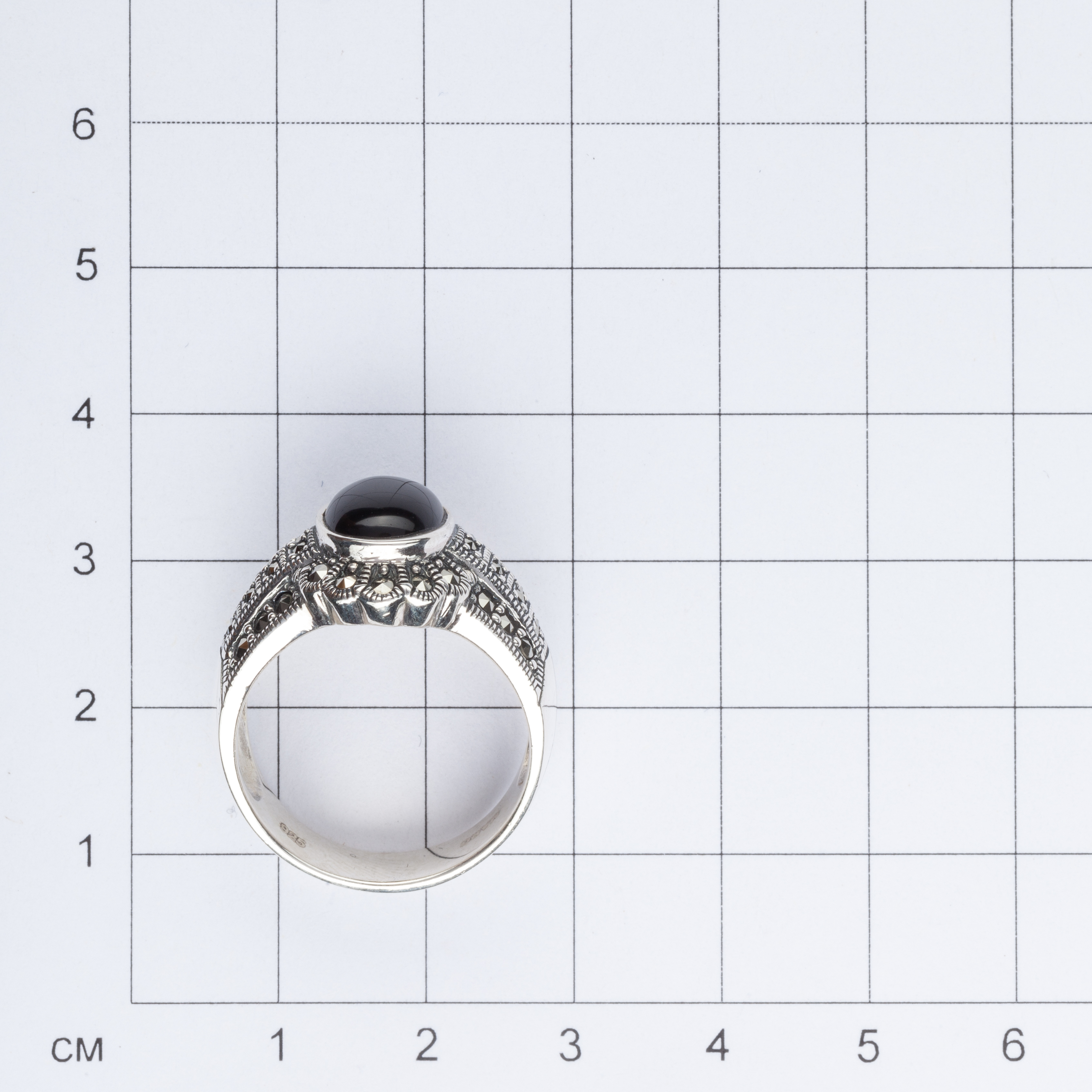 Кольцо с марказитами и ониксами из серебра (арт. 2140241)