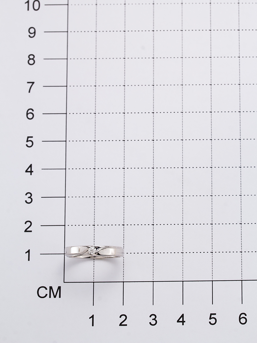 Кольцо с 1 бриллиантом из белого золота (арт. 800255)