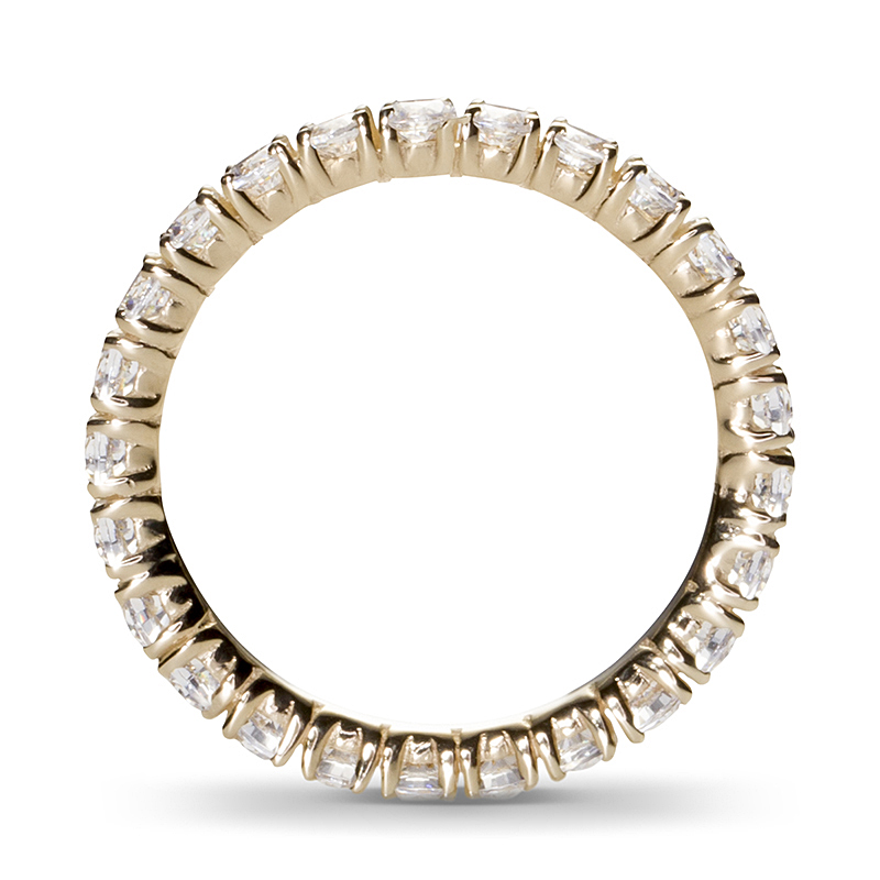 Кольцо с 28 фианитами из жёлтого золота  (арт. 351082)