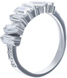 Кольцо с фианитами из серебра (арт. 766448)