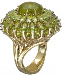 Кольцо с турмалином, хризолитами и бриллиантами из жёлтого золота (арт. 821268)